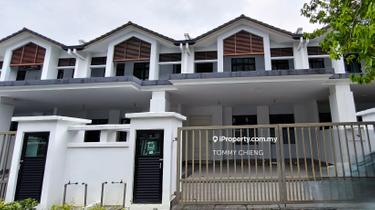 22x75 Unoccupied Intermediate Terrace House  1