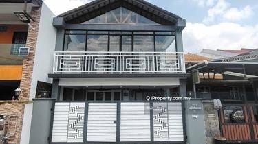 Double-storey terrace house newly renovated in Bandar Baru Bangi. 1