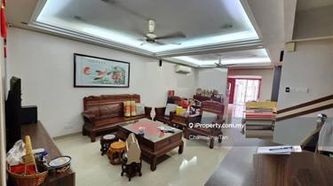 Kepong Laman Rimbunan 3-storey 22x75 gated-guarded fully extended reno 1