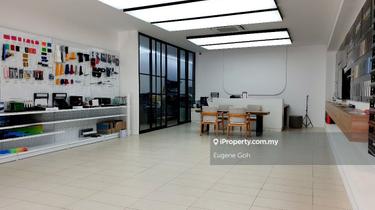 Ground floor. Facing main road. Actual Pictr. 150m to Multi Lvl Carpk 1