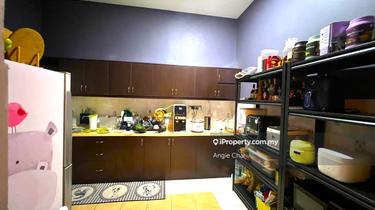 1.5 storey garden townhouse well maintenance @ Parkville  1