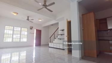 Renovated 2 sty house nearby Quayside Mall  1