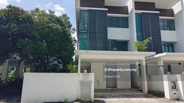 Below Market Price 3 & 4-Storey Villa!! contact us for Details!! 1