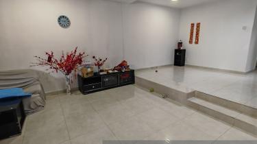 Fully renovated 1