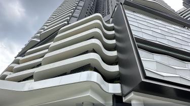 Fire Sales ,Brand New Residence at Midvalley ,private lobby F/F 1