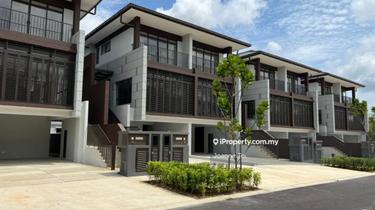Beautiful Landscape 3 Storey Terrace House for Sale 1