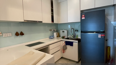 Isola condominium  1