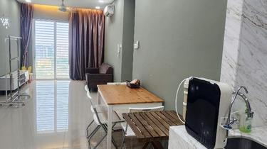 Well kept unit good for own stay 1