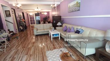 Well Renovated 2sty superlink Usj Heights 1