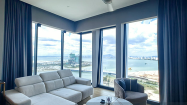 Condominium for rent high floor sea view 1