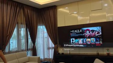 Well Renovated, Move In Condition Bungalow Subang Heights 1