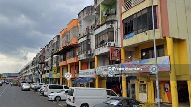 Taman Sri Batu Caves, Selangor 3.5storey Shop For Sale 1