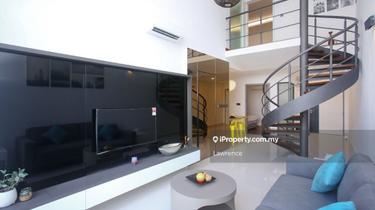 Premium Duplex Suite, Facing Royal Selangor Club, Hot Location 1
