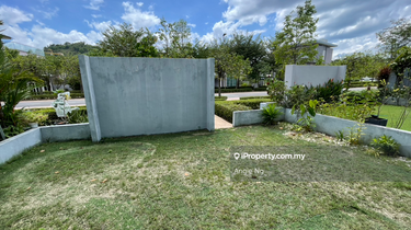 Gated and guarded three stories courtyard villa for rent  1