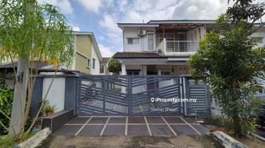 End lot Townhouse, Ground Floor, Taman Tasik Puchong 1