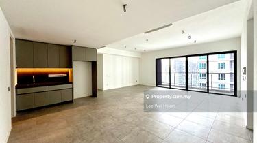 Brand new high floor unit available for sale ! 1