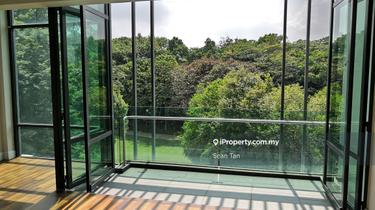 East Residence Specialist 1