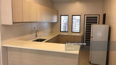 Partly Furnished Superlink Kinrara Residence, Bandar Kinrara 1