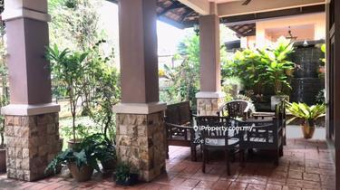 Well maintained , nice garden  1