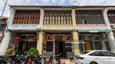 Beautiful Double Storey Heritage Guest House off Carnavon Street  1