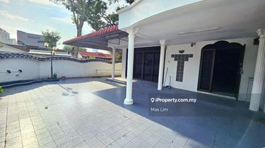 Single Storey Terrace Corner 1