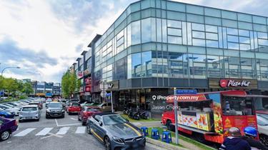 Value Buy, Very Rare Opportunity, 3 storey Corner Shop At Lakefiled 1