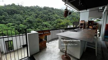 Lovely place facing the greens 1