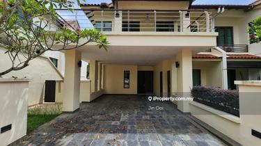 Amazing 3 Story Semi-D with Pool 1