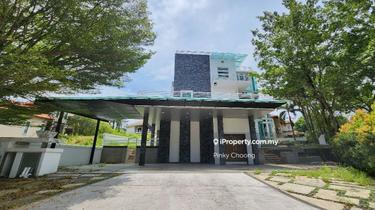 Corner Bungalow  1