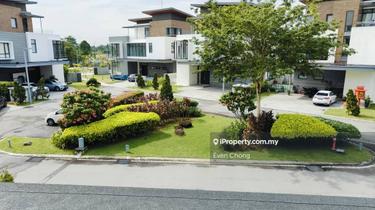 Long Branch Residence Bungalow house for sale at Kota Kemuning 1
