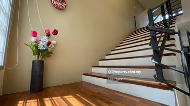 KLCC Townhouse at Low Density & Gated Gurded Community for Sale  1