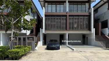 Renovated 3 Storey Terrace The Mulia Residence Cyberjaya 1