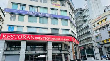 Prime area walking distance to LRT  1