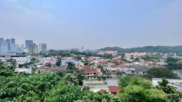Private pool, well kept bungalow house  1