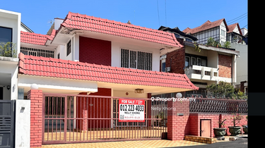 Exclusive Listing: Freehold I Nice location 1