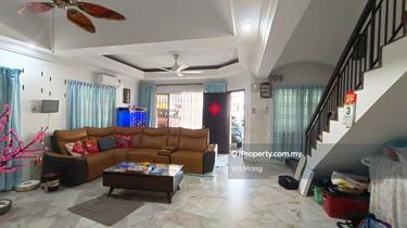 End lot with extra Land double storey for sale 1