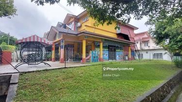 Corner Lot with 15-feet Extra Land, Freehold, House in Good Condition 1