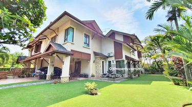 Beautiful Semi dpuncak Bukit Jelutong 1