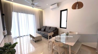Fully Furnished High Floor 2 Bedder with Unblocked KL View for Rent! 1