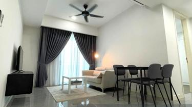 Mont Kiara Oak Suites Particular Unit For Sale 1