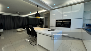Setiawalk 1350sqft unit for sale,3 carparks,super nice renovation 1