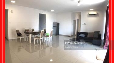Many more units for Sale, Special unit with 4 parking lot. Only 600k! 1