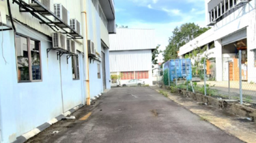Semi-D factory for Rent 1