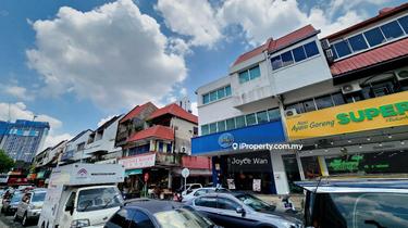 Well located with good visibility. 3 storey shop for sale 1