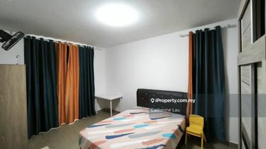 Endah Regal Condominium, Sri Petaling. Master Room 1