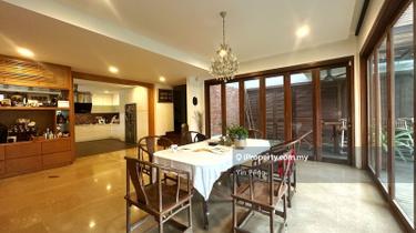 Style, Aesthetic, Warmth & Quality meet here. 1
