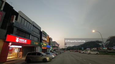 Main Road Setia Taipan 2 @ Setia Alam Shop for Rental 1