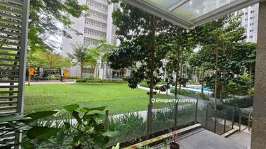 Park facing Villa 1