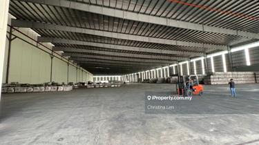 Port Klang Factory with High Power Supply and Loading Bay for Rent 1