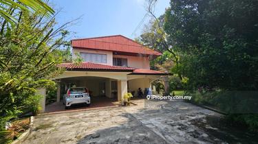 2 Storey Bungalow with large land on a private quiet street 1